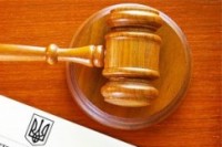 У разі, якщо оспорюваний договір укладено з метою ведення підприємницької діяльності з фізичною особою, яка станом на день подання позову має статус ФОП - спір є господарським.